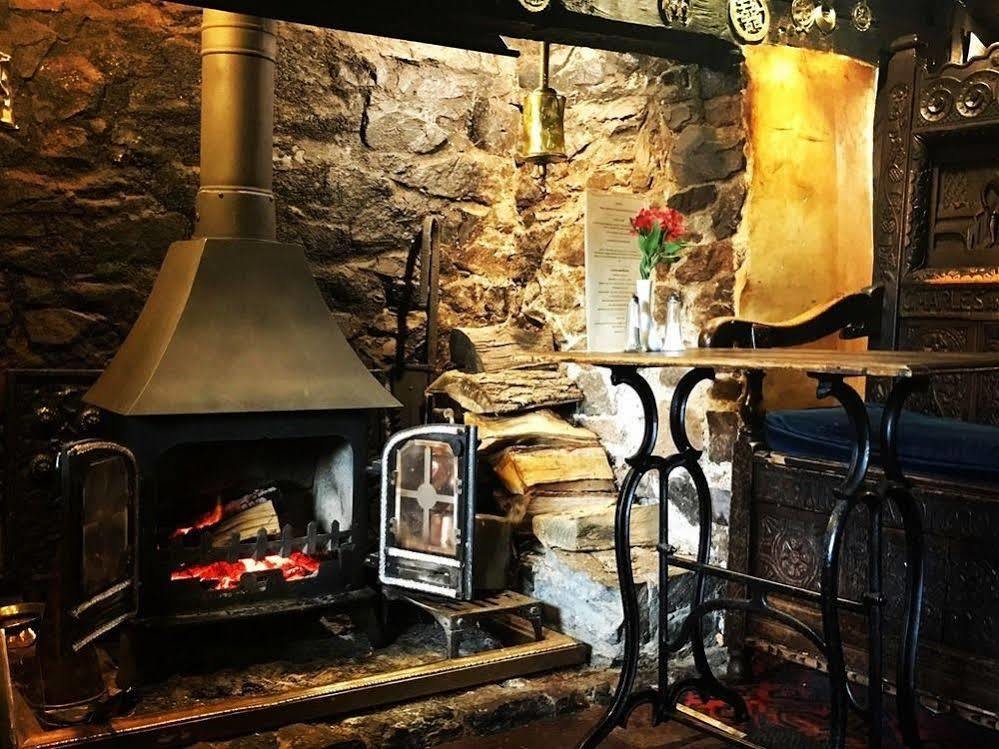 The Nobody Inn Christow Exterior photo